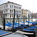 Venice_gondolas