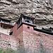 Hanging_monastery2