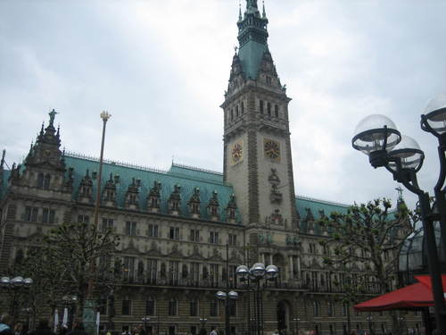 Hamburg_rathaus1