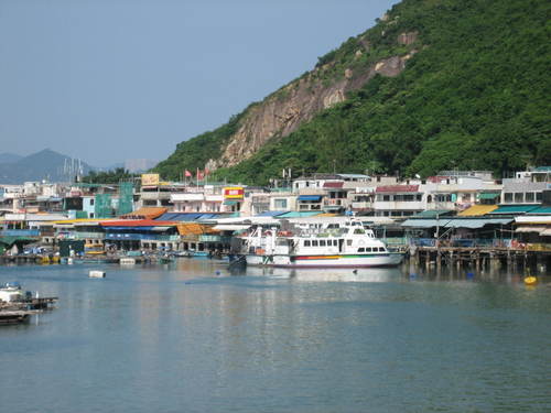 Lamma_island_town2
