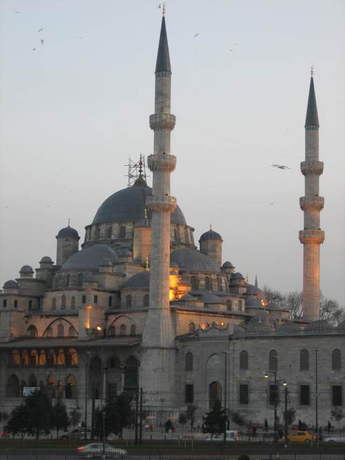 Mosque_at_dusk